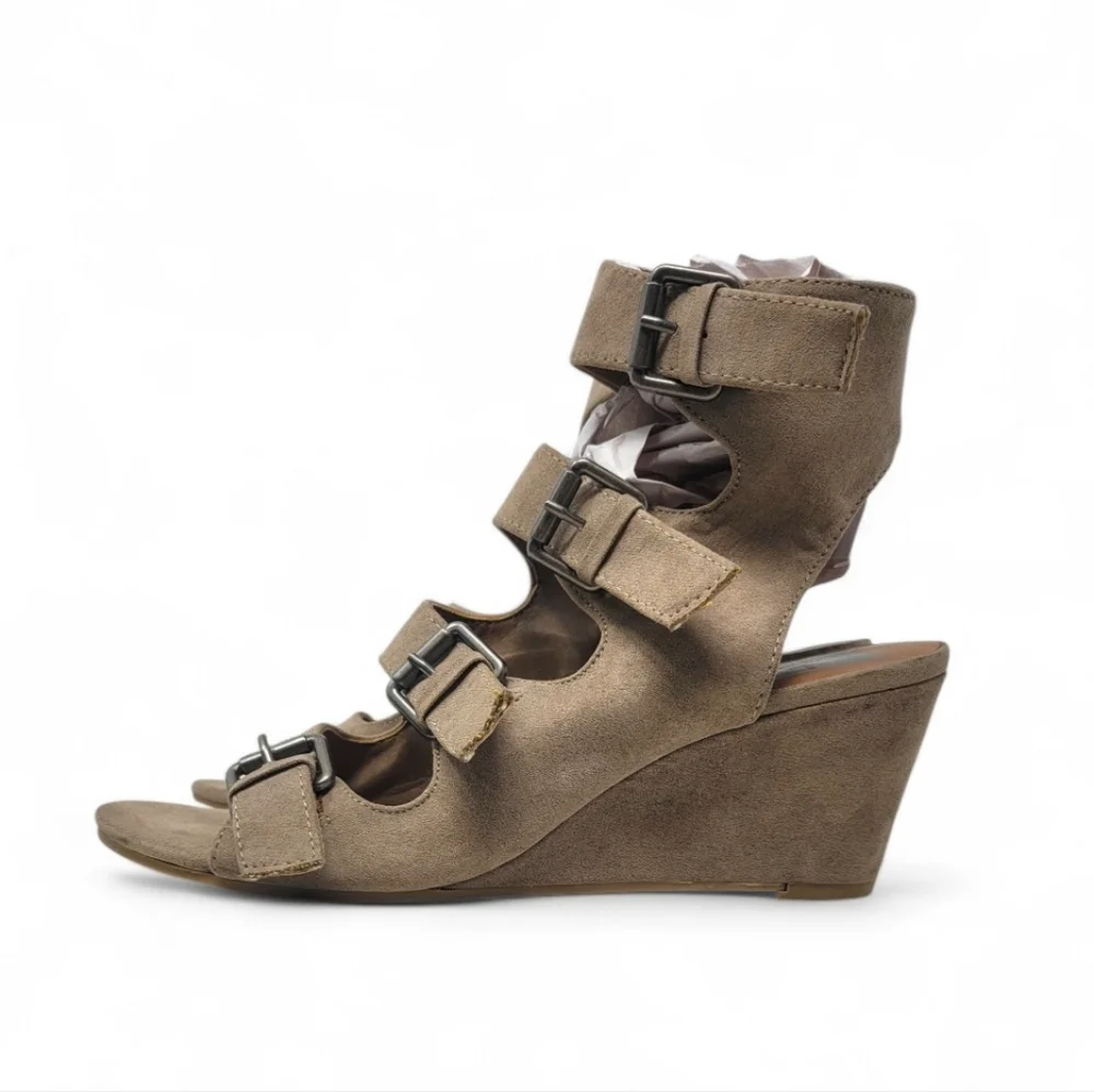 DV by Dolce Vita 